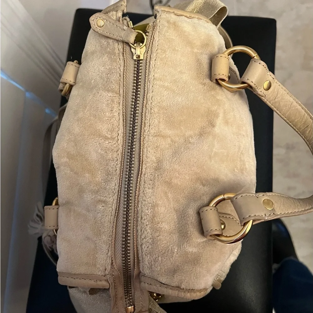 Juicy Couture velvet handbag preloved. - Picture 3 of 12